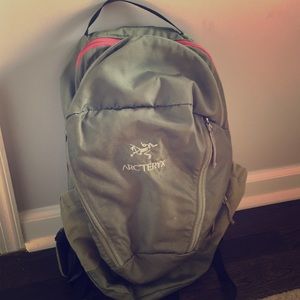 Arcteryx Mantis 26 backpack